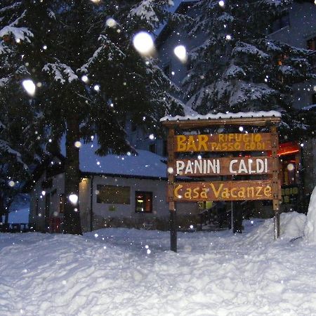 ヴィッレッタ・バッレーア Rifugio Passo Godiアパートホテル エクステリア 写真